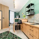 Apartment No To W Gory - Z Tarasem *